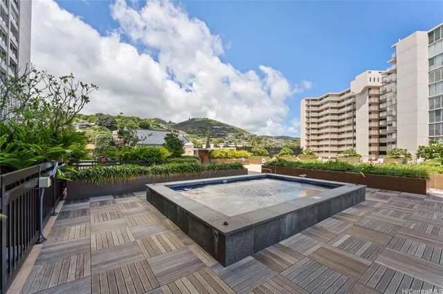 $399,000 | 1717 Mott Smith Drive, Unit 2212, Honolulu, HI 96822