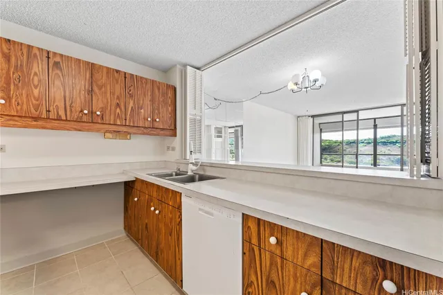 $399,000 | 1717 Mott Smith Drive, Unit 2212, Honolulu, HI 96822