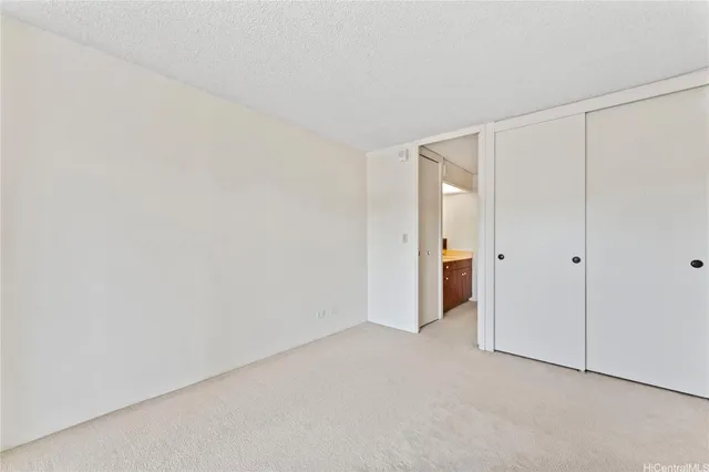 $399,000 | 1717 Mott Smith Drive, Unit 2212, Honolulu, HI 96822
