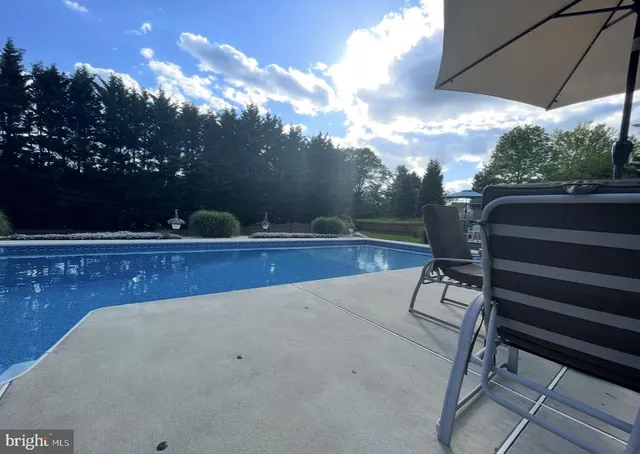 $465,000 | 190 Wedgewood Road, Oxford, PA 19363