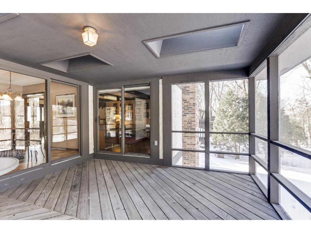 14554 Durham Road Minnetonka, MN 55345 - Photo 11 of 24 Gallery Image 11