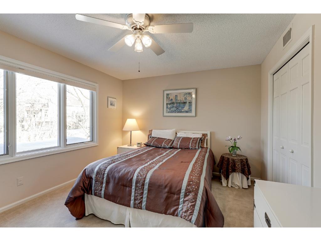 14554 Durham Road Minnetonka, MN 55345 - Photo 15 of 24 Gallery Image 15