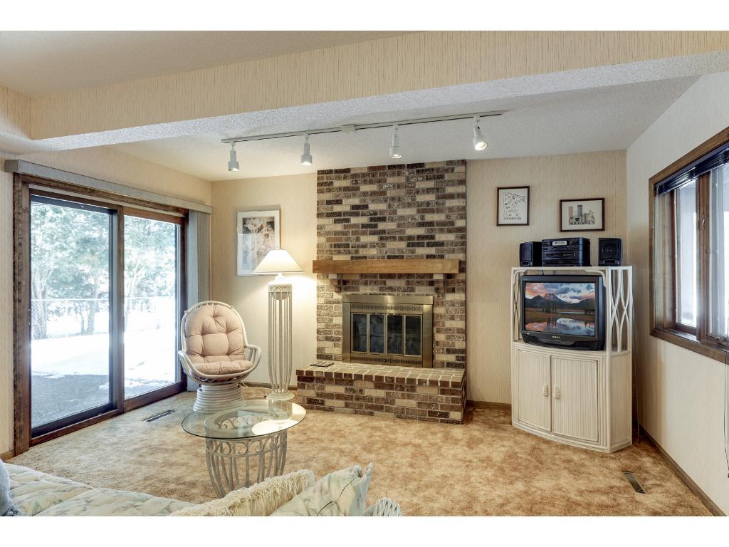 14554 Durham Road Minnetonka, MN 55345 - Photo 19 of 24 Gallery Image 19