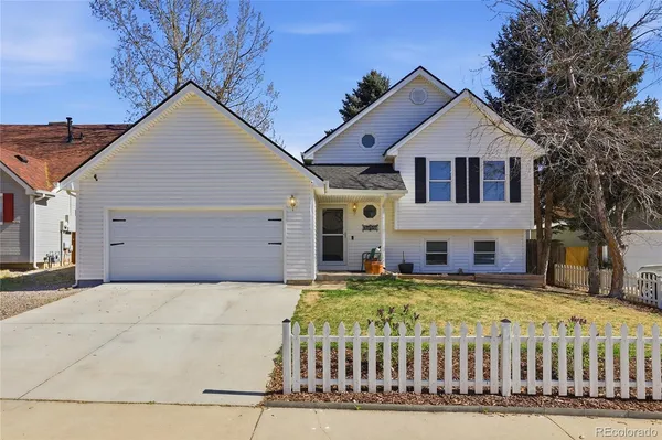 $500,000 | 17557 East Chenango Drive, Aurora, CO 80015