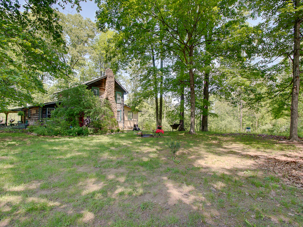 1153 Helmsburg Road Nashville, IN 47448 - Photo 2 of 45 Gallery Image 2