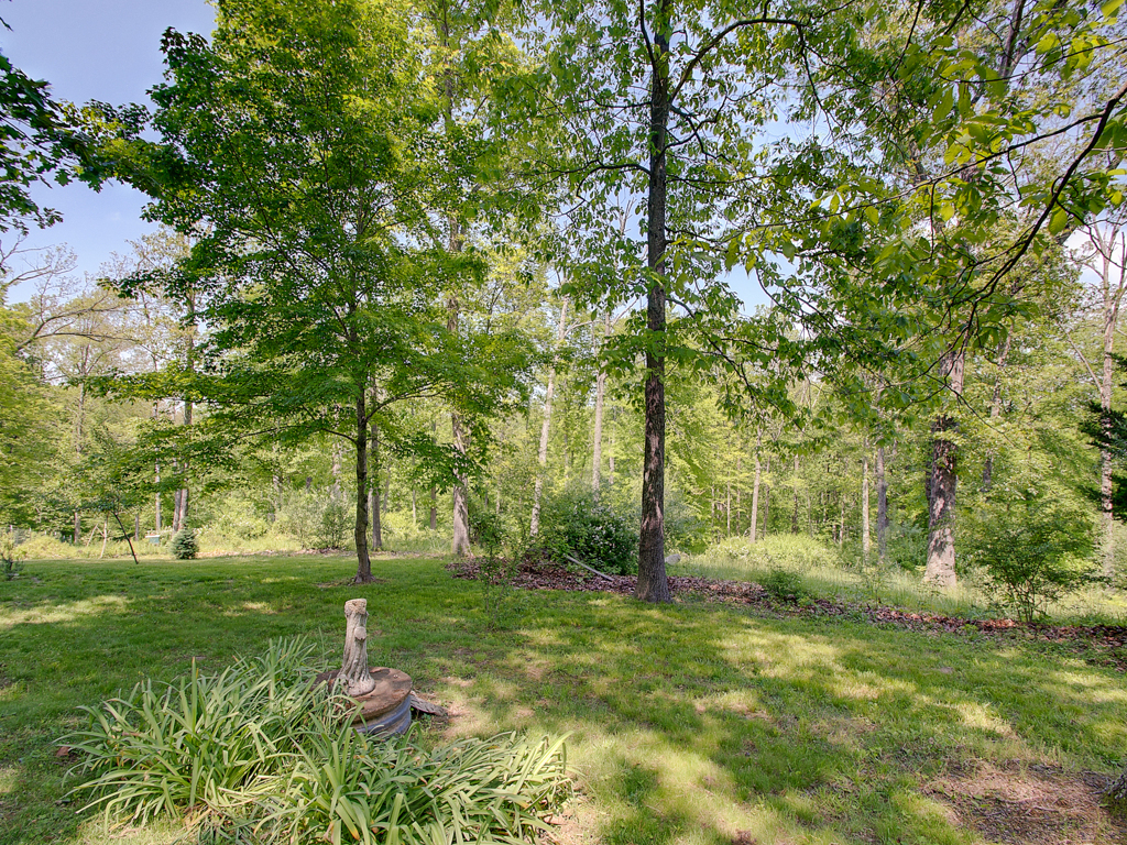 1153 Helmsburg Road Nashville, IN 47448 - Photo 6 of 45 Gallery Image 6