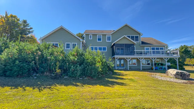$774,000 | 380 Hio Ridge Road, Bridgton, ME 04009