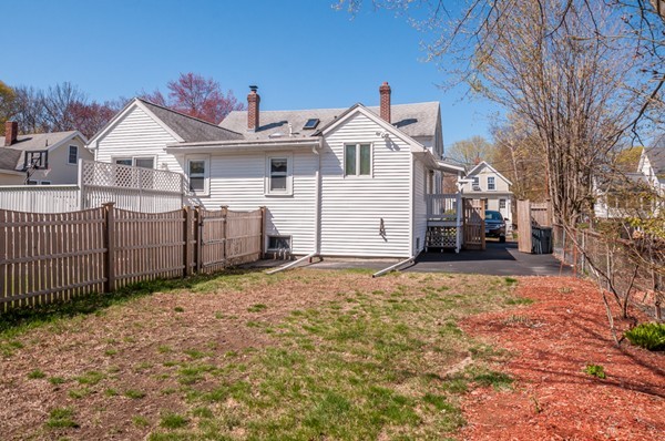 5 Maple Street, Unit 5 Reading, MA 01867 - Photo 21 of 24 Gallery Image 21