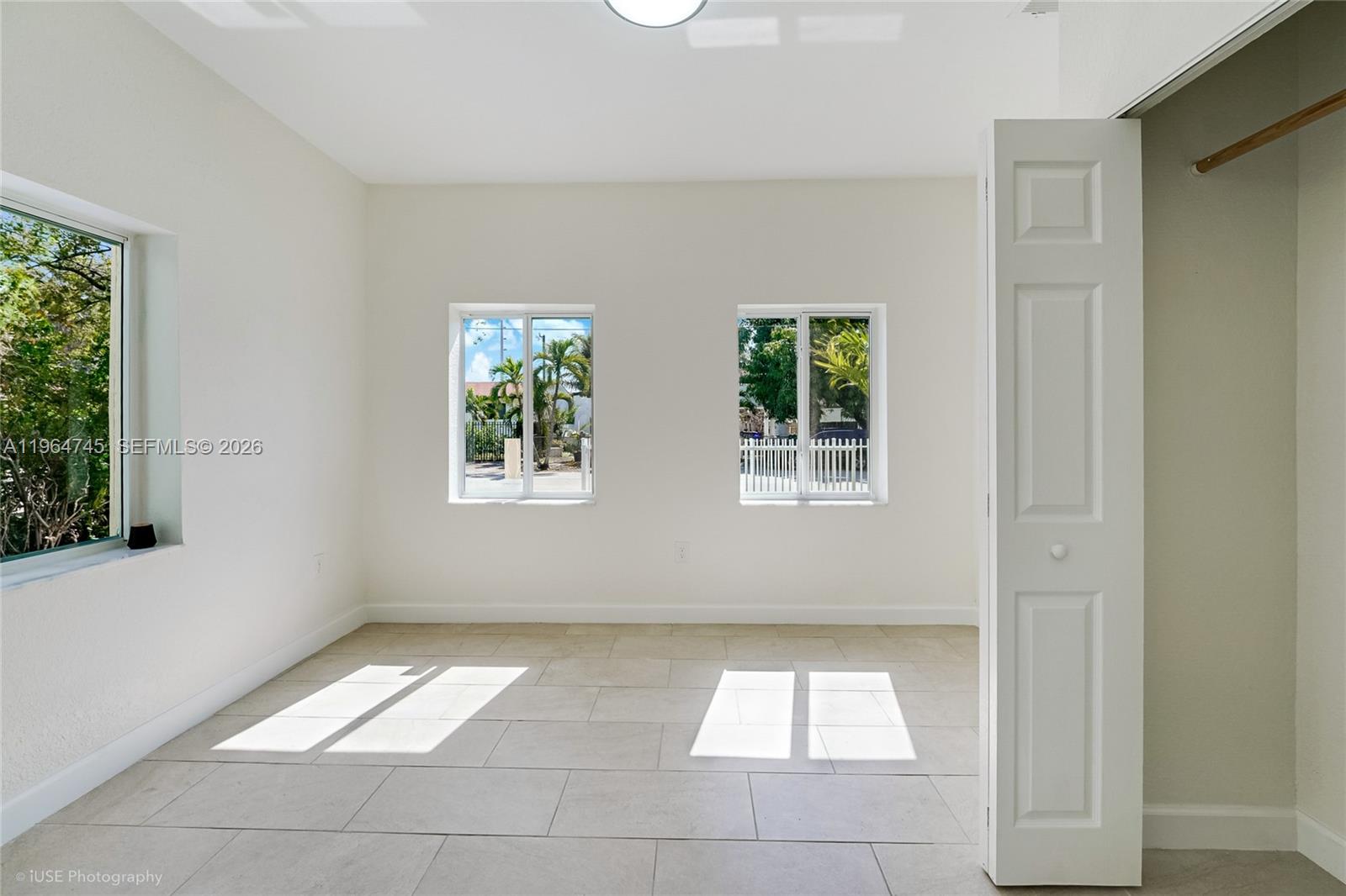 1139 Northwest 37th Street Miami, FL 33127 - Photo 14 of 27 Den/Office/Room