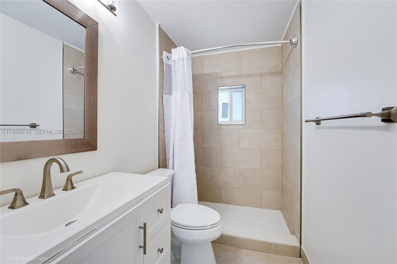 1139 Northwest 37th Street Miami, FL 33127 - Photo 16 of 27