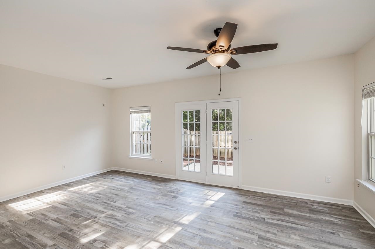920 Goldendale Court Greenville, SC 29607 - Photo 10 of 32 Gallery Image 10