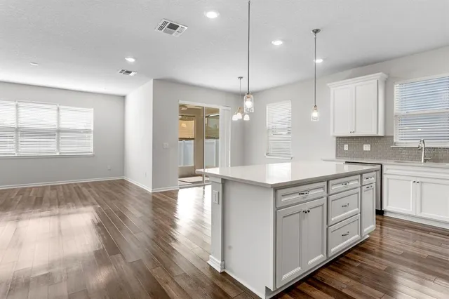 $465,000 | 788 Parsons Mooring Court, Seffner, FL 33584