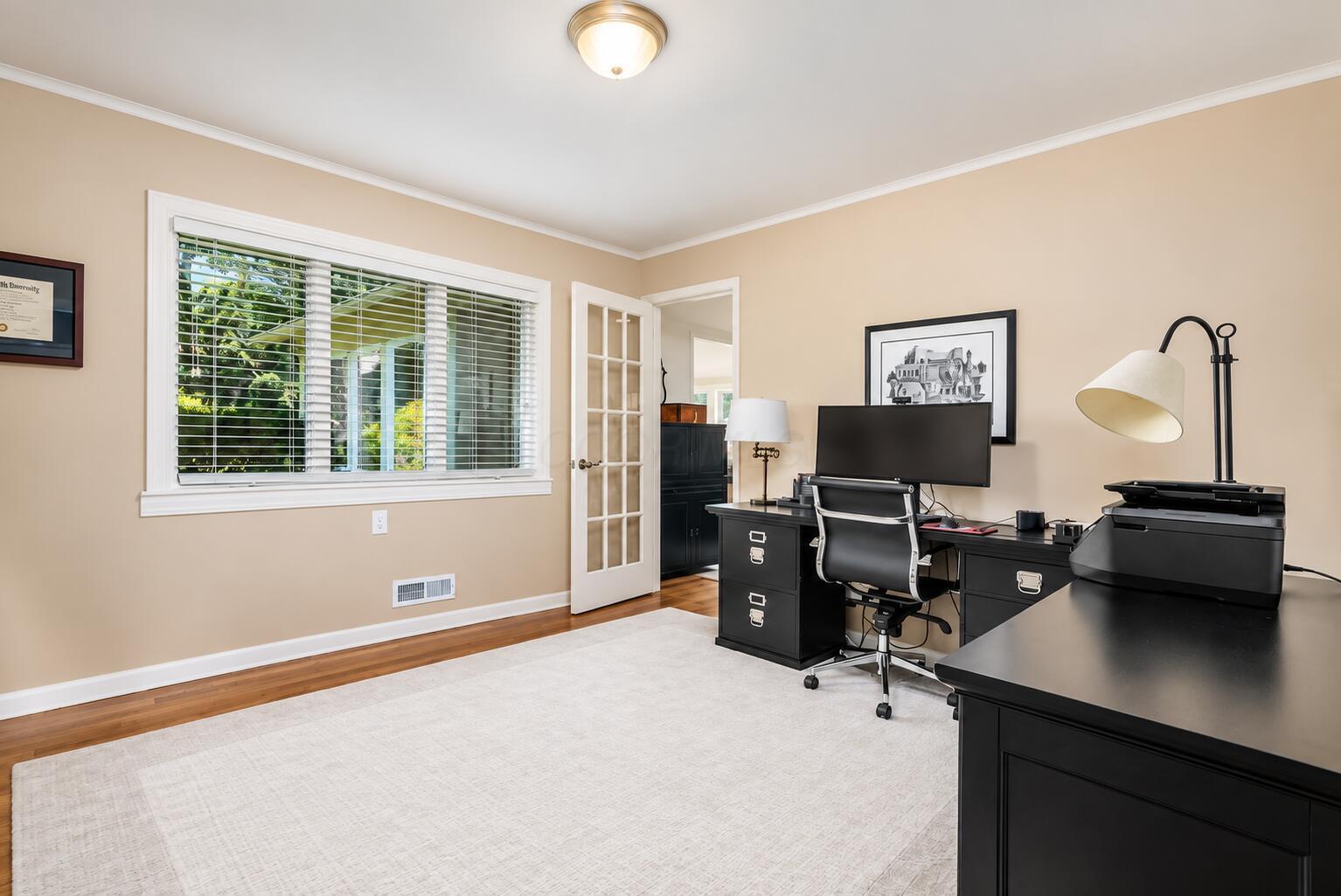 2088 Lytham Road Columbus, OH 43220 - Photo 25 of 64 Office / 4th Bedroom