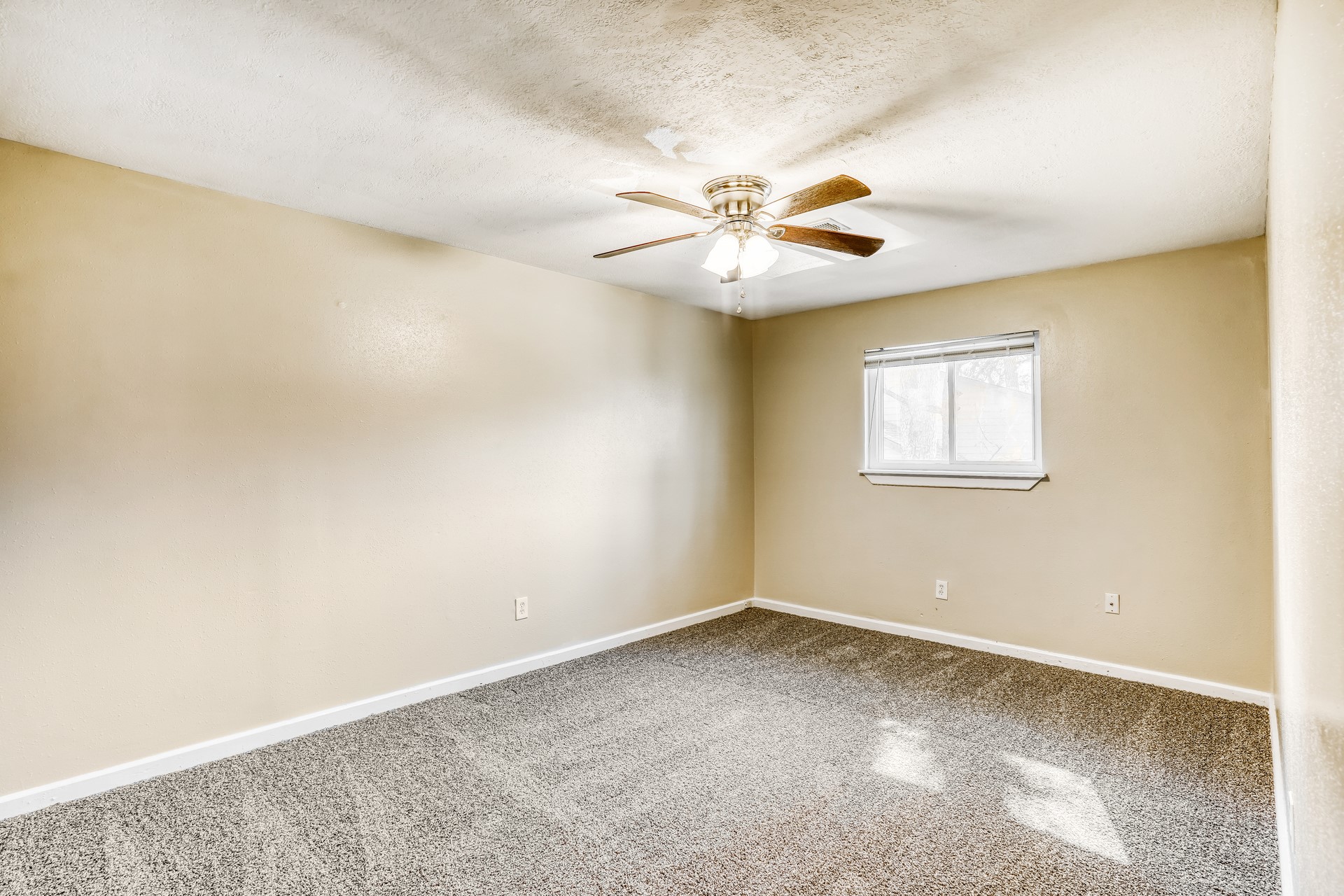 17828 Cluster Court Spring, TX 77379 - Photo 14 of 15