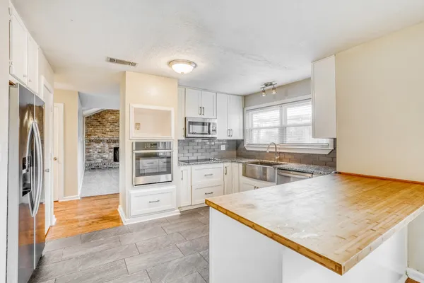 $2,145 | 17828 Cluster Court, Spring, TX 77379