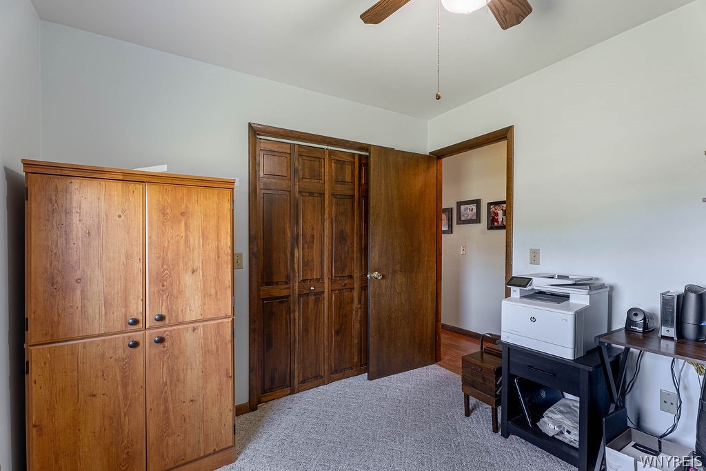 3889 Slusaric Road Wheatfield, NY 14120 - Photo 15 of 50