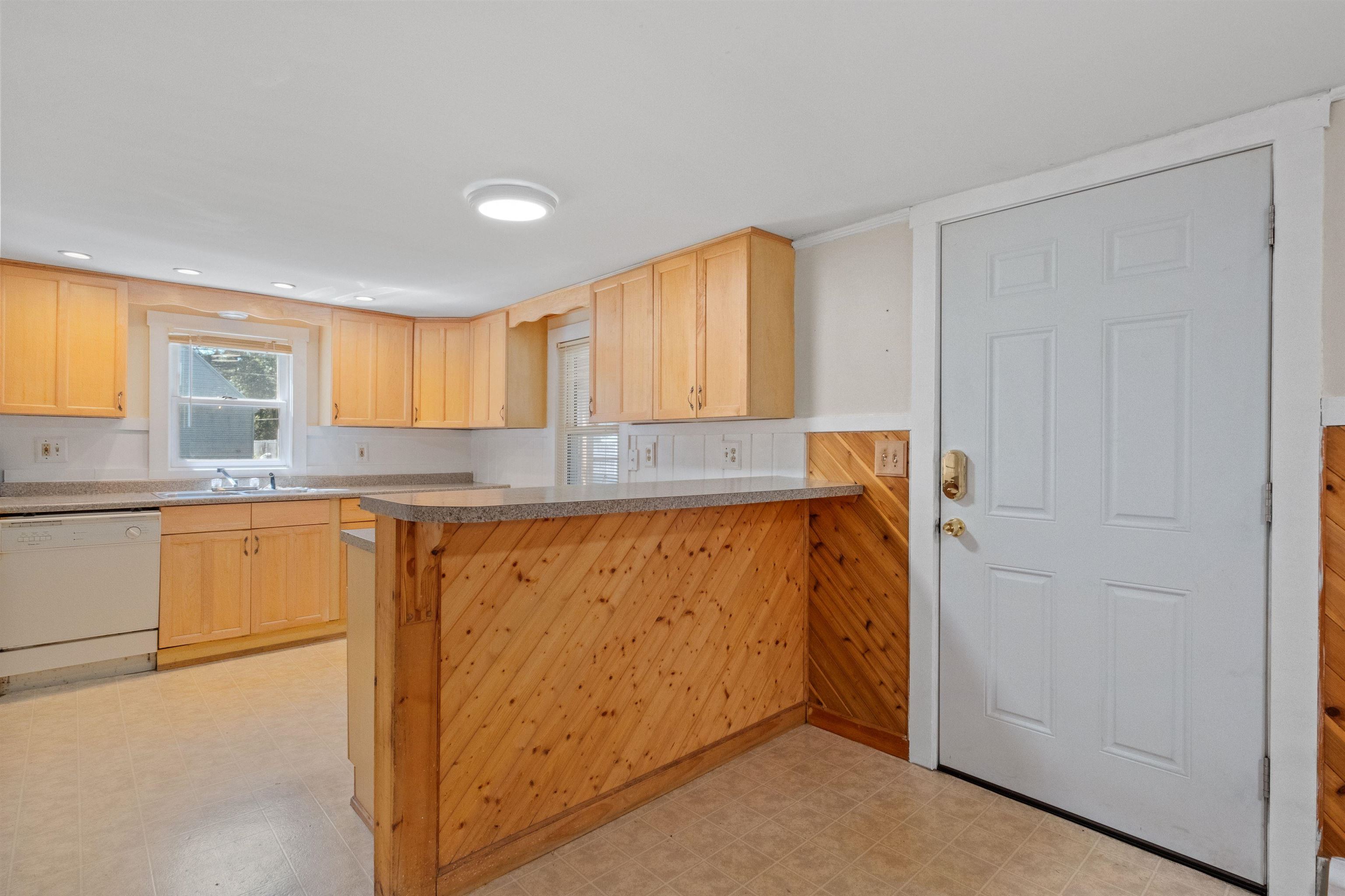 36 Lark Street Franklin, NH 03235 - Photo 20 of 56