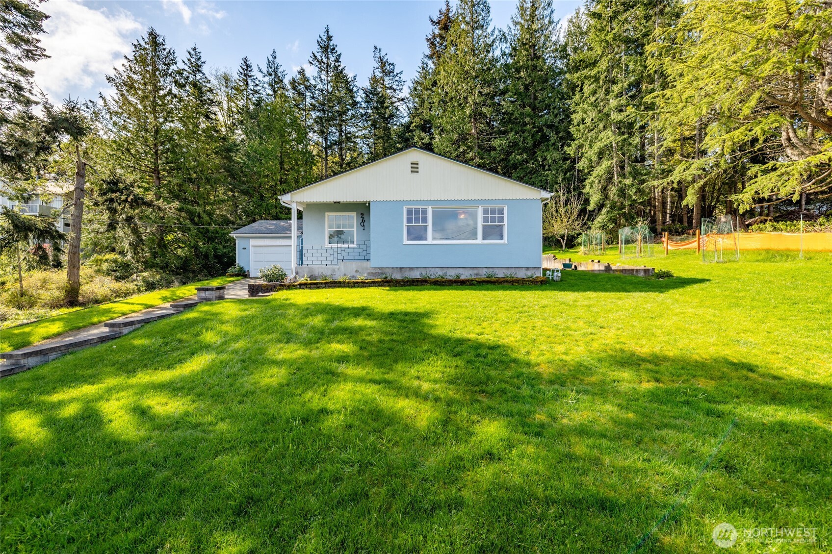 2601 17th Street Anacortes, WA 98221 - Photo 5 of 37