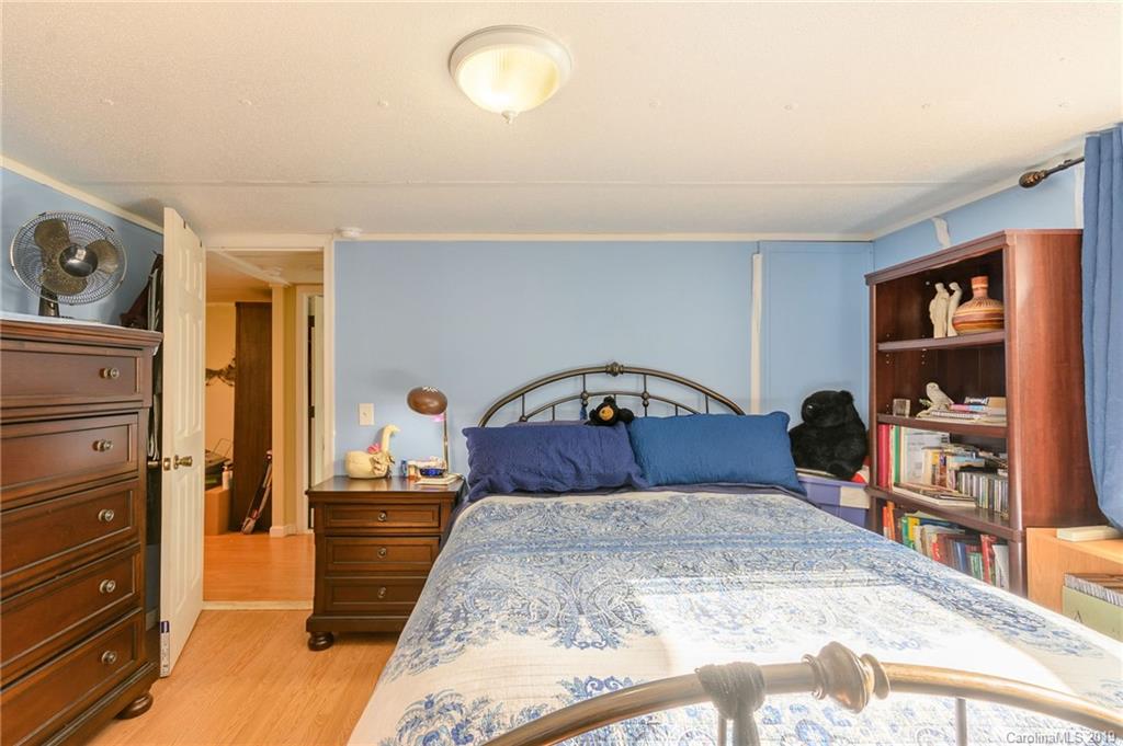 105 Blue Mountain Road Fairview, NC 28730 - Photo 14 of 36 Gallery Image 14