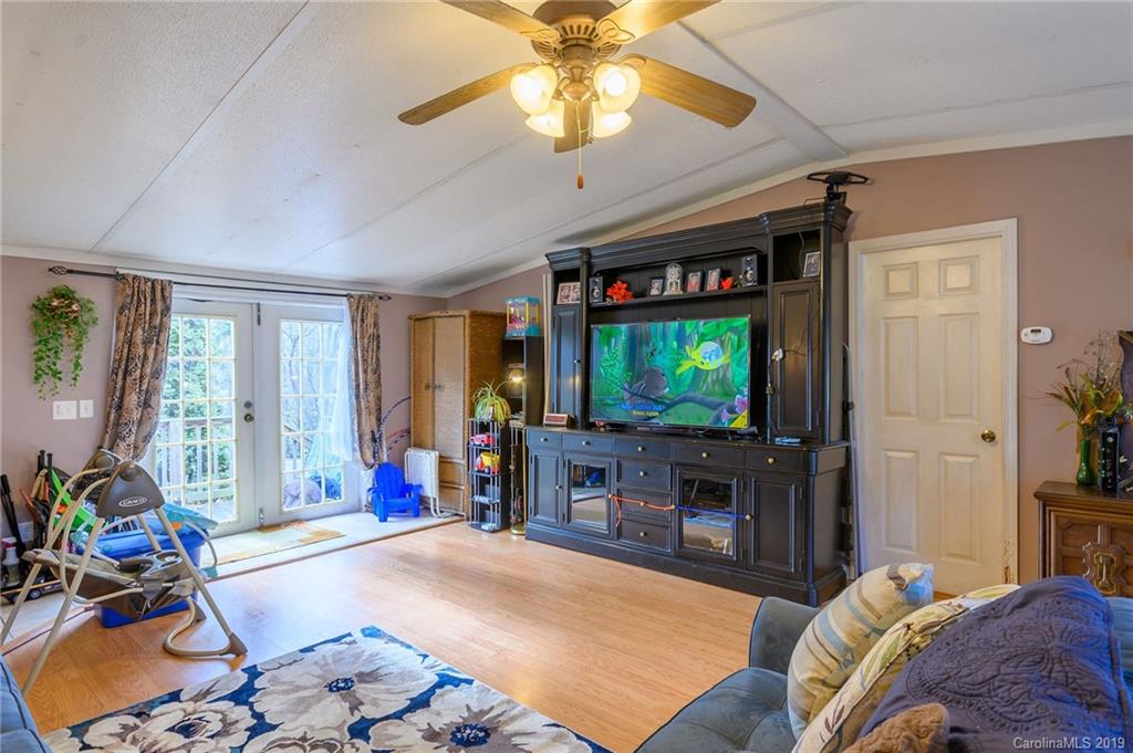 105 Blue Mountain Road Fairview, NC 28730 - Photo 10 of 36 Gallery Image 10