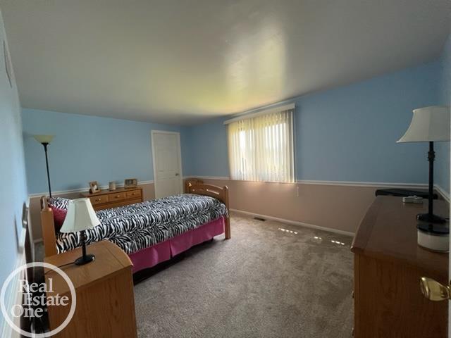 35784 Rockingham Drive New Baltimore, MI 48047 - Photo 37 of 44