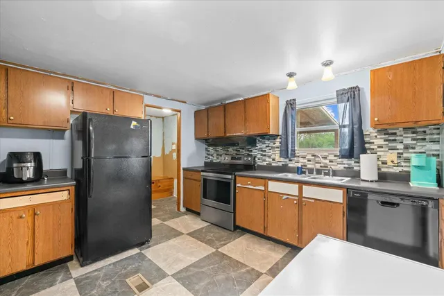 $225,000 | 3262 Rolling Meadows Road Northwest, Dalton, GA 30721