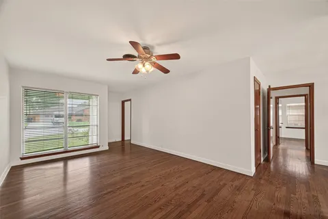 $355,000 | 1207 Stonecrest Drive, Houston, TX 77018
