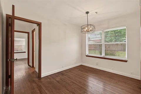 $355,000 | 1207 Stonecrest Drive, Houston, TX 77018