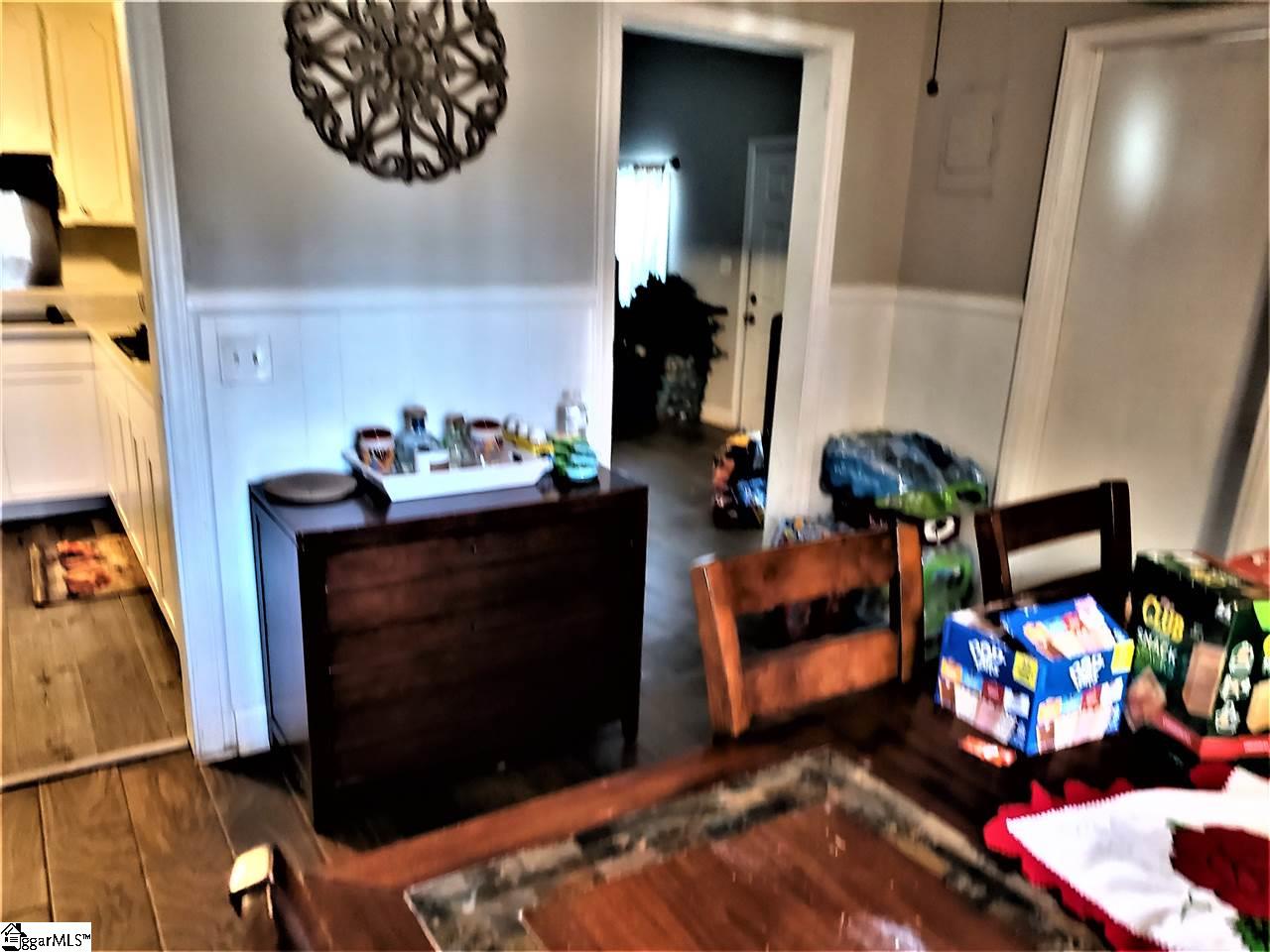 1479 Currys Lake Road Gray Court, SC 29645 - Photo 10 of 36