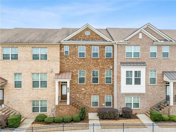 $475,000 | 656 Sunset Park Drive, Suwanee, GA 30024