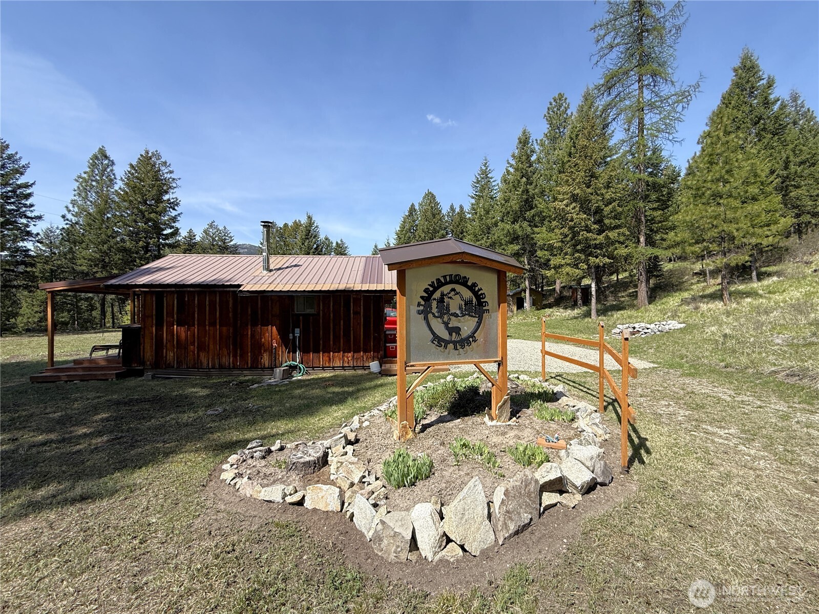 5 Starvation Ridge Road Republic, WA 99166 - Photo 2 of 17 Gallery Image 2