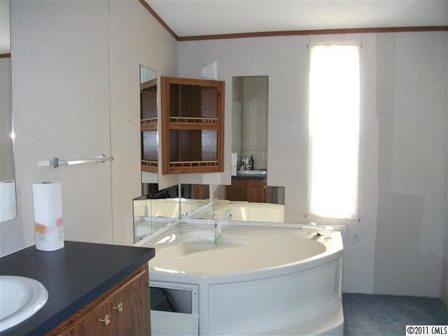 5804 Hightower Road Fort Lawn, SC 29714 - Photo 13 of 15 Gallery Image 13