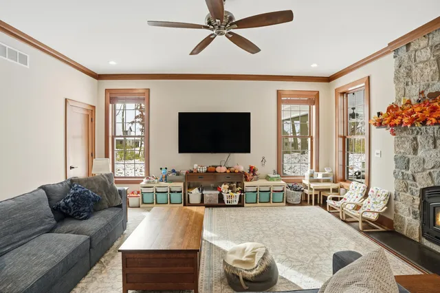 $1,975,000 | 804 Shannon Drive, Crown Point, IN 46307