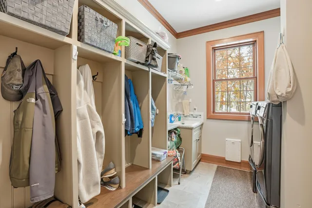 $1,975,000 | 804 Shannon Drive, Crown Point, IN 46307