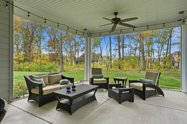 $1,975,000 | 804 Shannon Drive, Crown Point, IN 46307