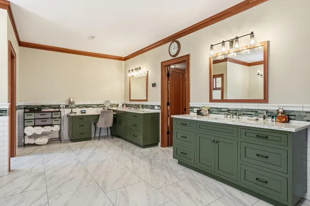 $1,975,000 | 804 Shannon Drive, Crown Point, IN 46307