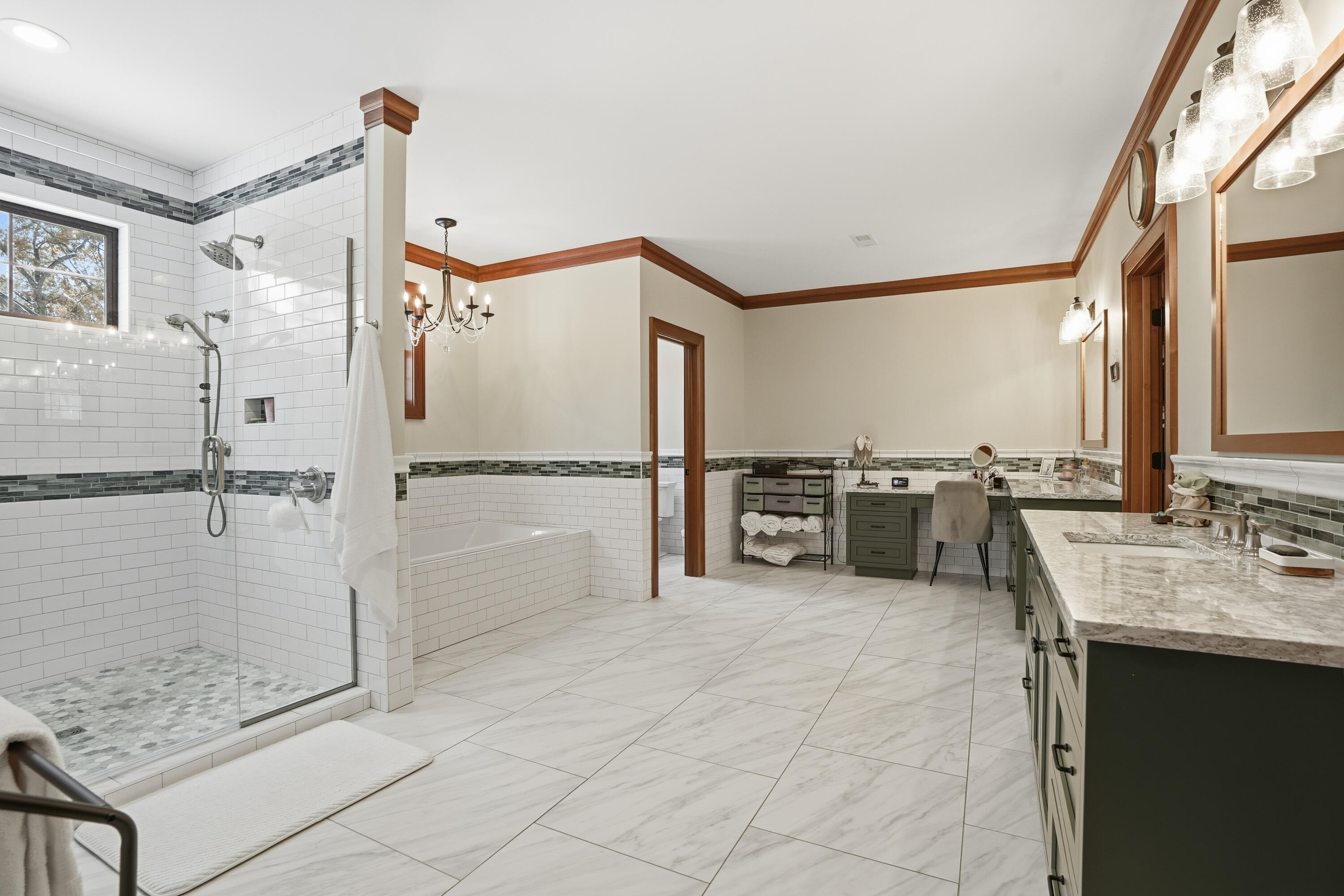 804 Shannon Drive Crown Point, IN 46307 - Photo 40 of 71 a bathroom with a sink and a mirror
