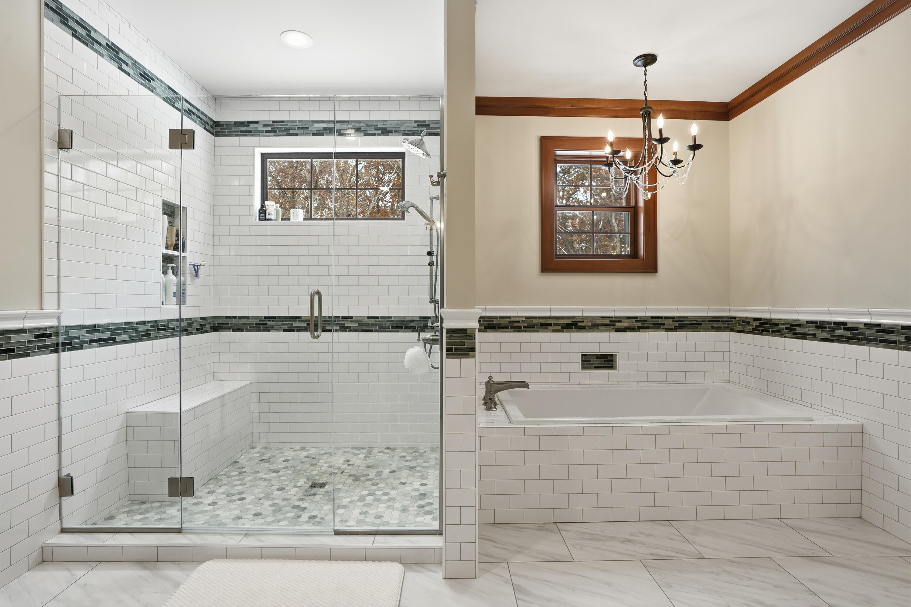 804 Shannon Drive Crown Point, IN 46307 - Photo 43 of 71 a bathroom with a bathtub and a shower