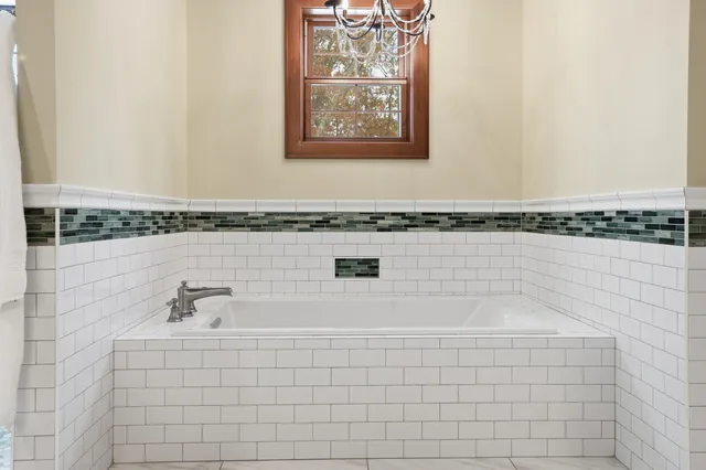 $1,975,000 | 804 Shannon Drive, Crown Point, IN 46307