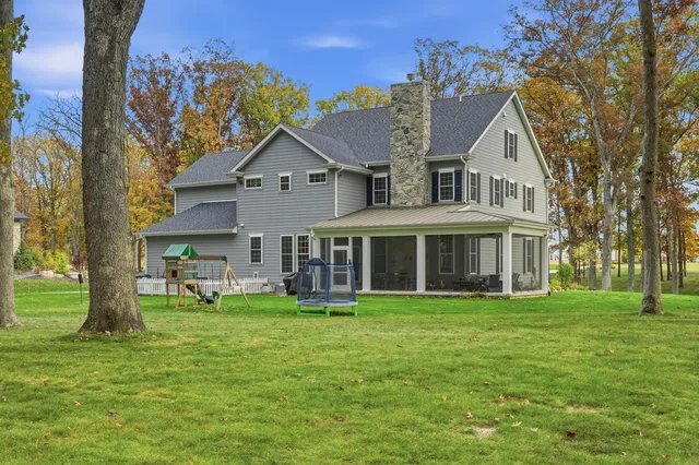 $1,975,000 | 804 Shannon Drive, Crown Point, IN 46307