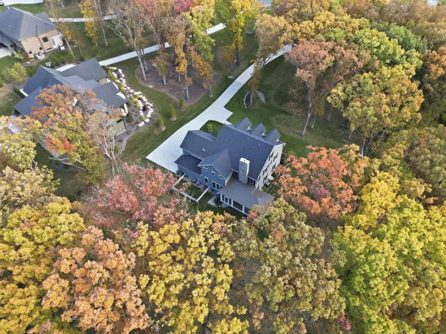 $1,975,000 | 804 Shannon Drive, Crown Point, IN 46307
