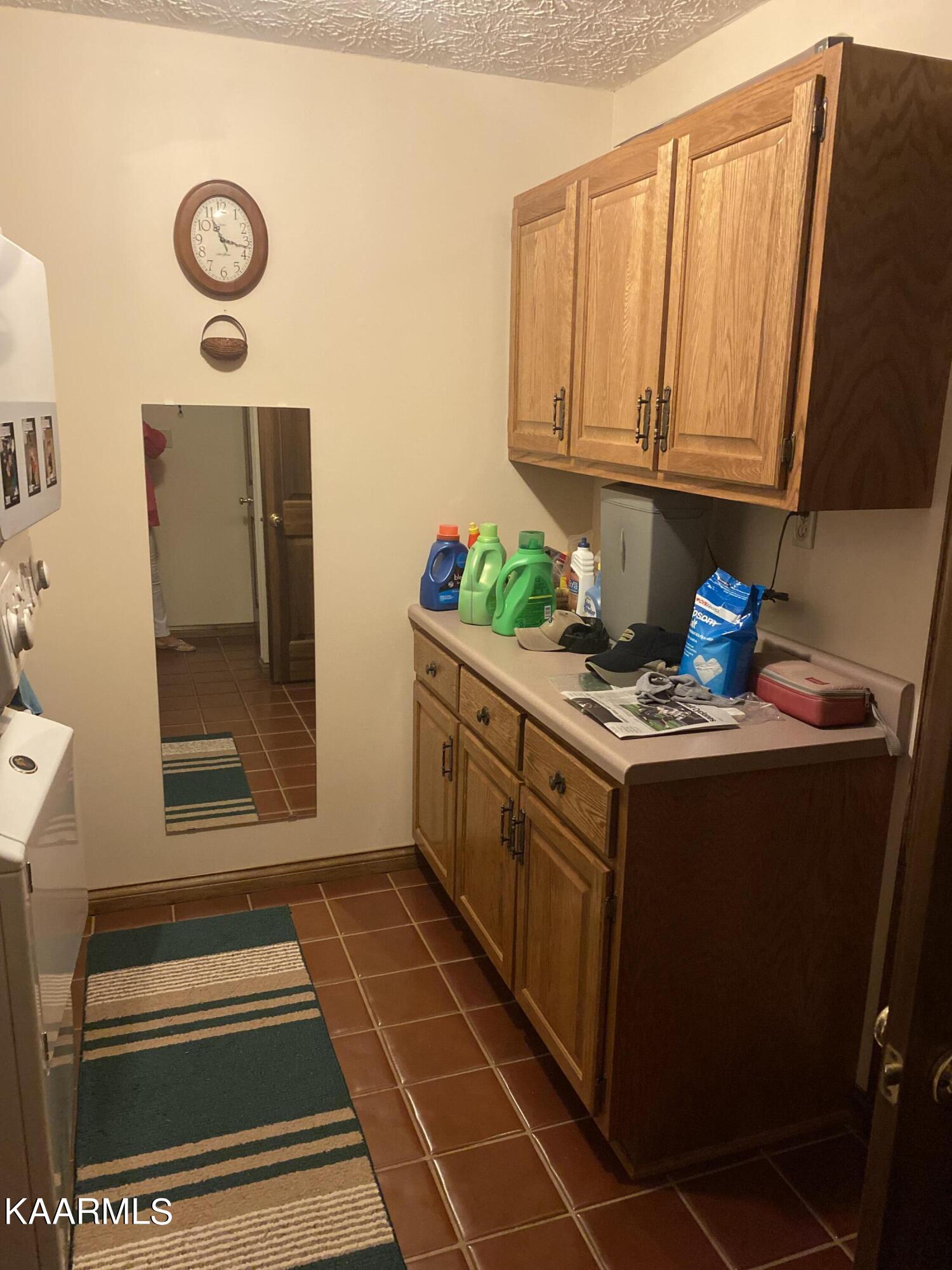 330 Powder House Road Powell, TN 37849 - Photo 27 of 39 laundry