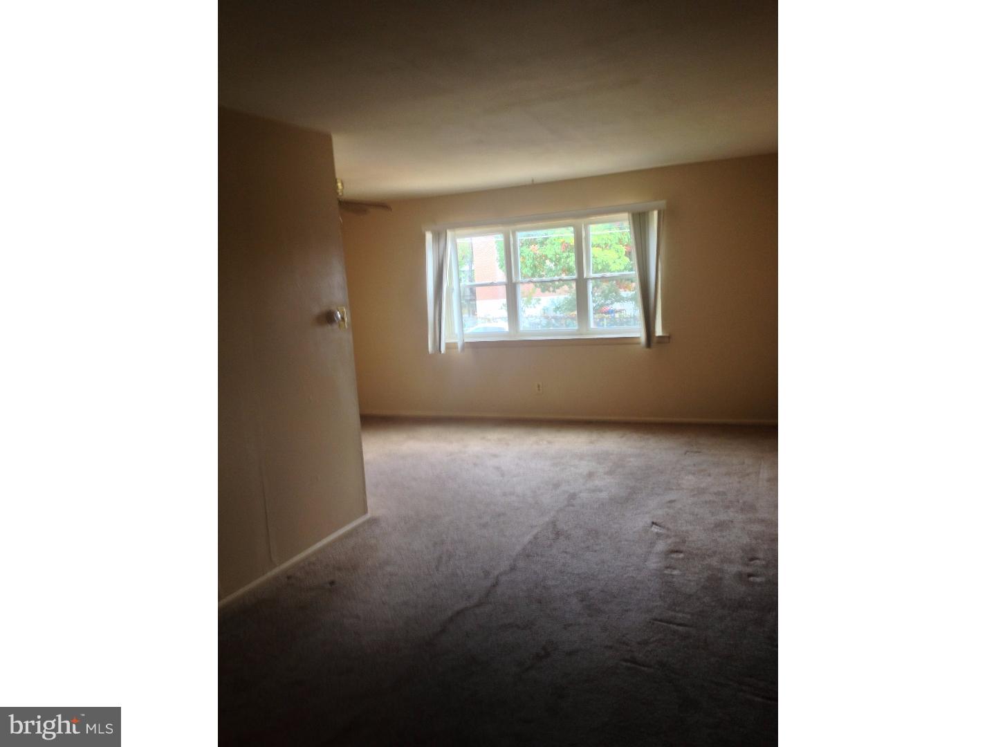 3372 Red Lion Road Philadelphia, PA 19114 - Photo 4 of 18 Unit #1
