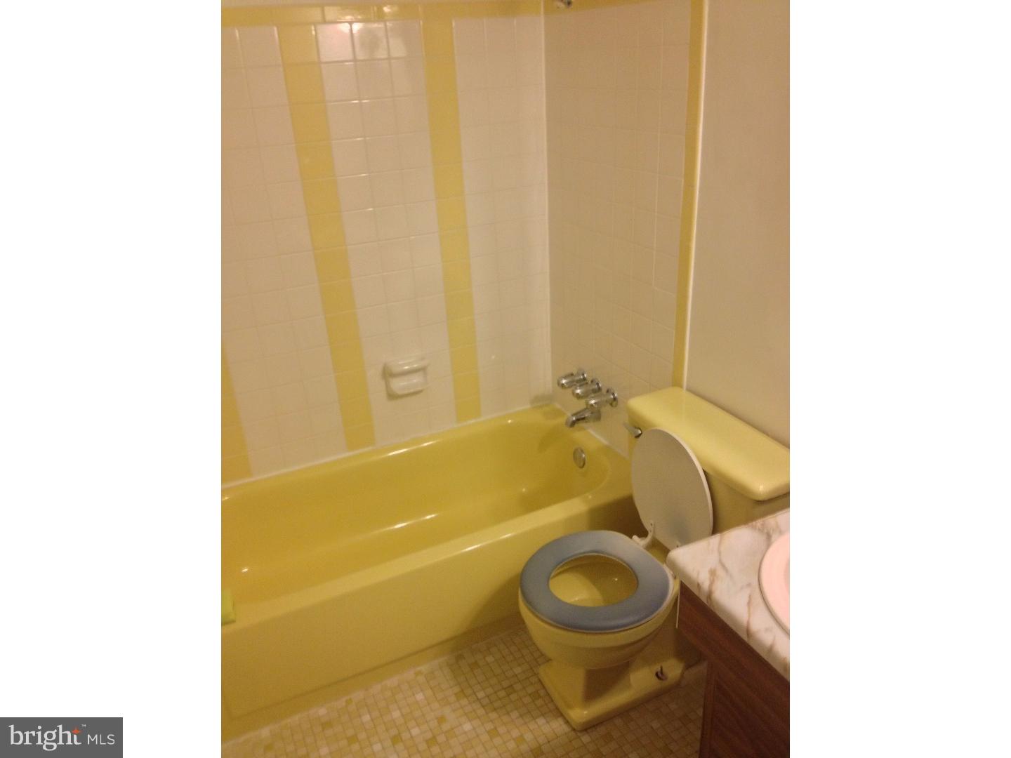 3372 Red Lion Road Philadelphia, PA 19114 - Photo 9 of 18 Unit #1