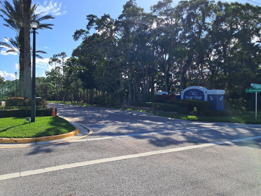 7260 Southeast Magellan Lane Stuart, FL 34997 - Photo 52 of 59 community entrance