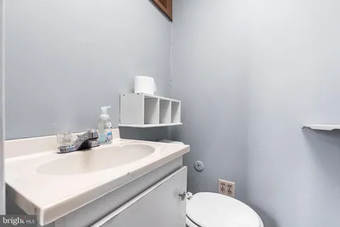 $299,000 | 3 Beverly Avenue, Lansdowne, PA 19050