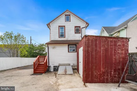 $299,000 | 3 Beverly Avenue, Lansdowne, PA 19050