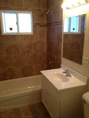 17942 Ridgewood Avenue Lansing, IL 60438 - Photo 4 of 12