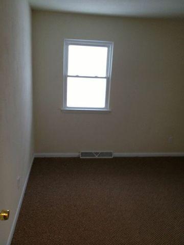 17942 Ridgewood Avenue Lansing, IL 60438 - Photo 7 of 12