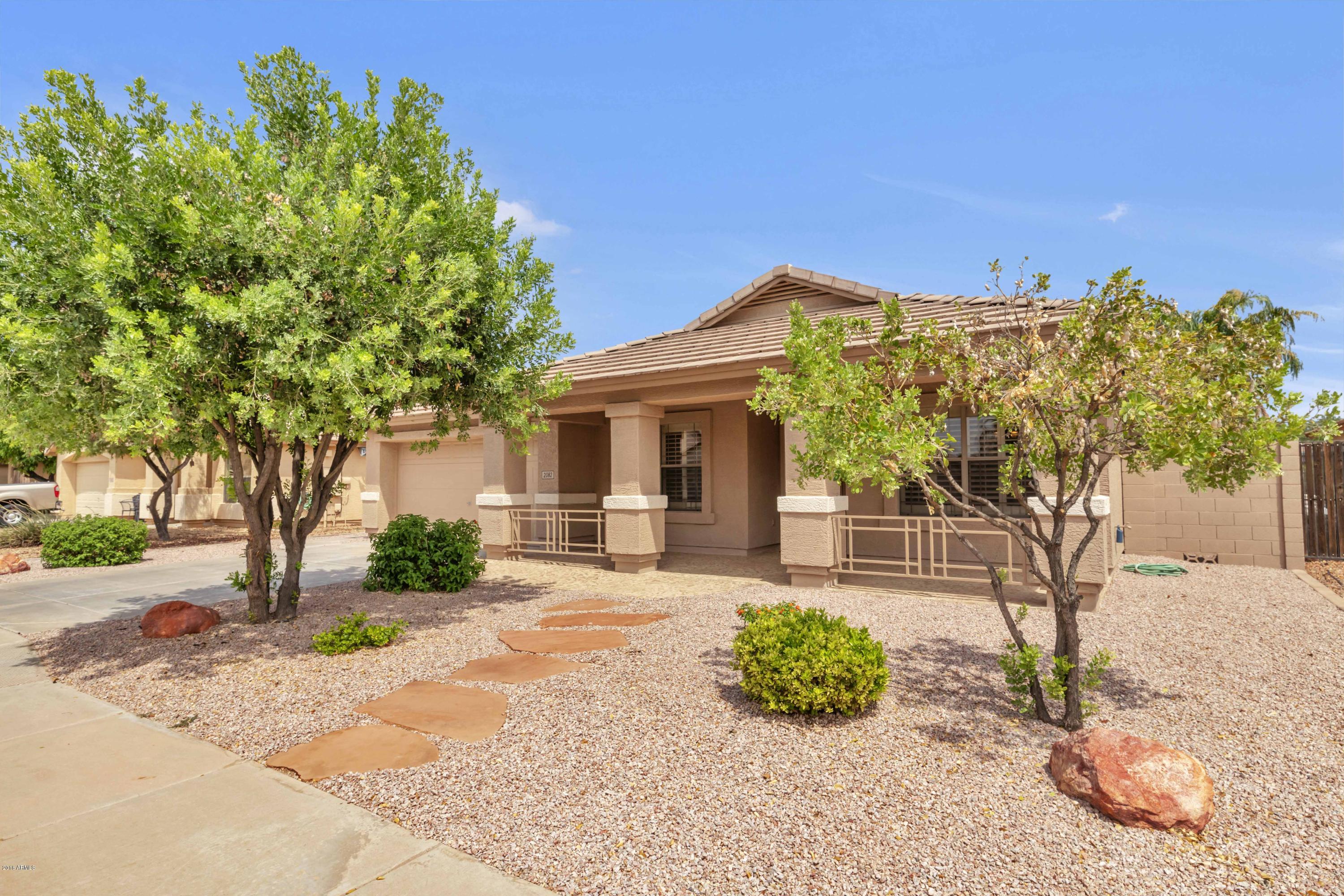 2082 East Smoke Tree Road Gilbert, AZ 85296 - Photo 2 of 34 Make This Your New Home